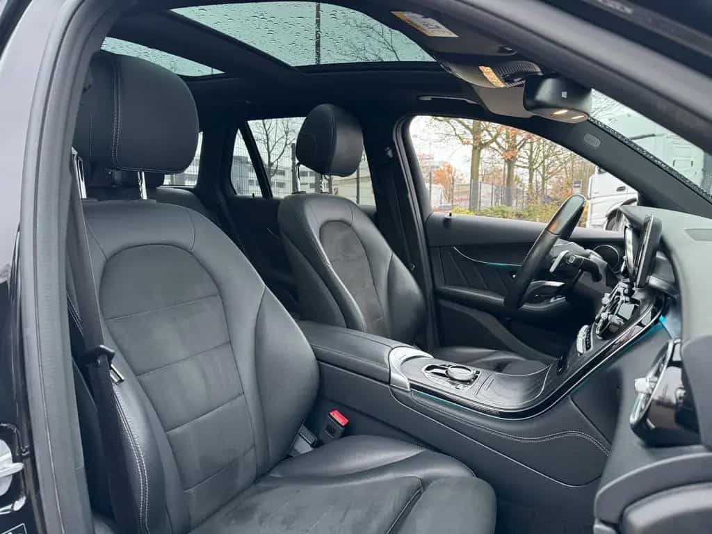 Mercedes-Benz GLC-Class 300 4Matic AMG 01/2019-photo-18