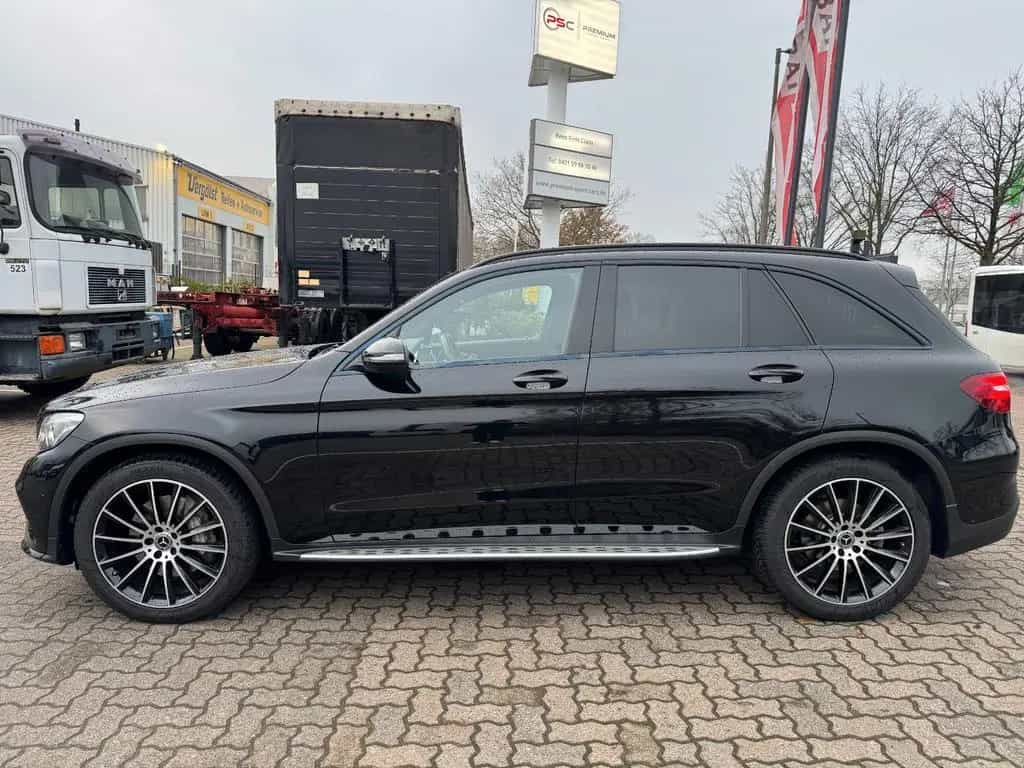 Mercedes-Benz GLC-Class 300 4Matic AMG 01/2019-photo-3