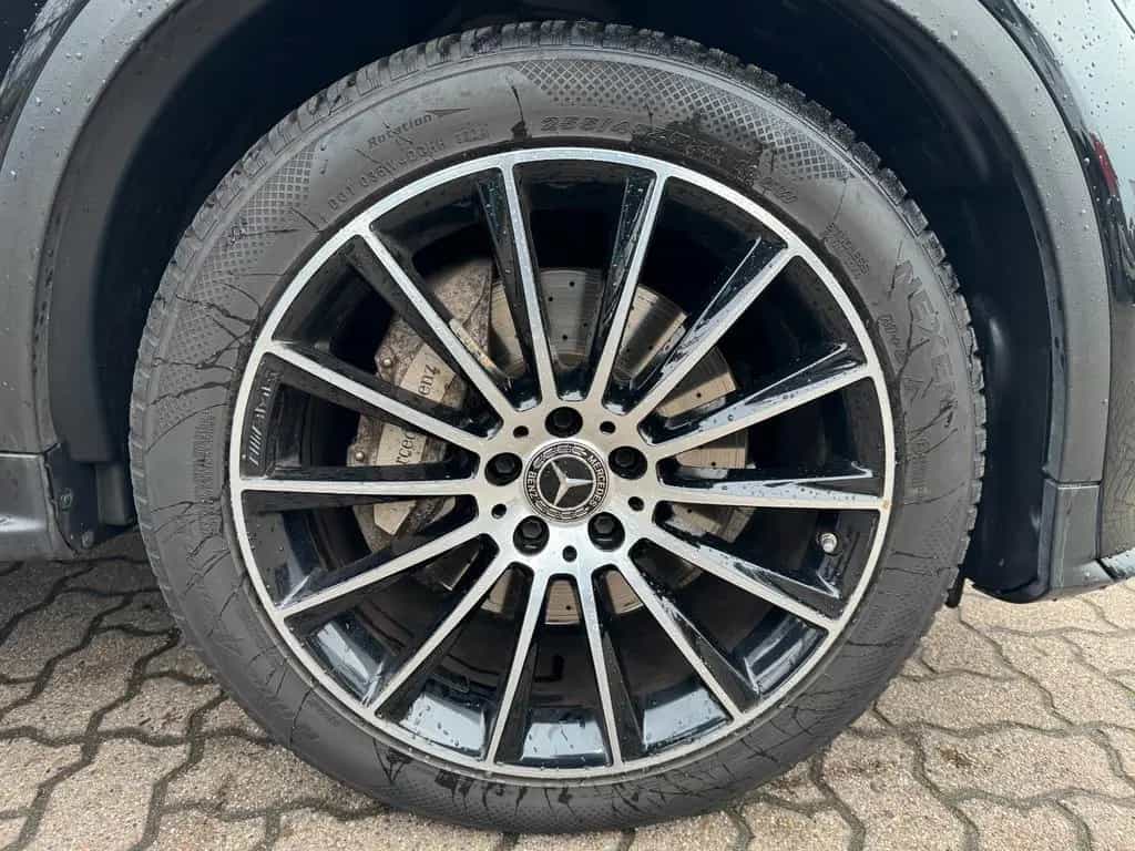 Mercedes-Benz GLC-Class 300 4Matic AMG 01/2019-photo-34