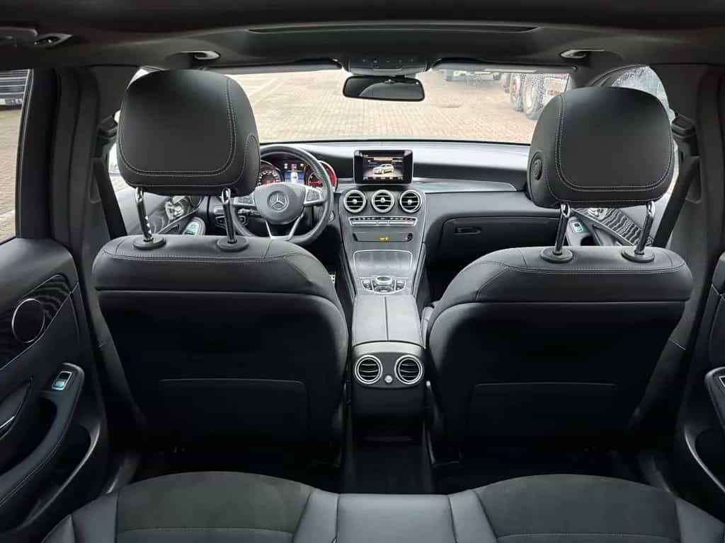 Mercedes-Benz GLC-Class 300 4Matic AMG 01/2019-photo-8