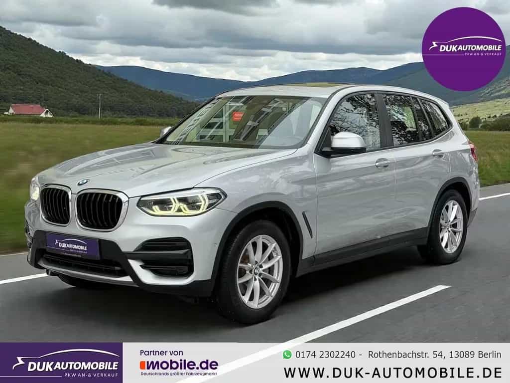 BMW X3 xDrive 20 i Advantage Panorama Dach 01/2019-photo-0