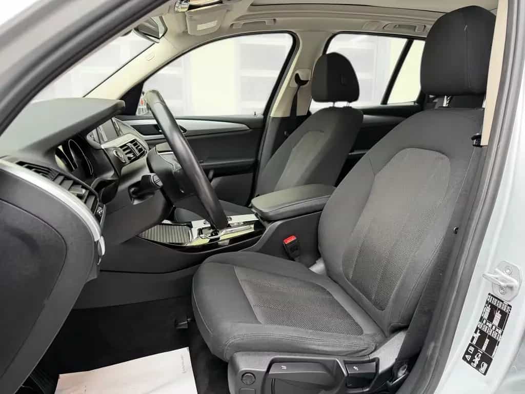 BMW X3 xDrive 20 i Advantage Panorama Dach 01/2019-photo-1