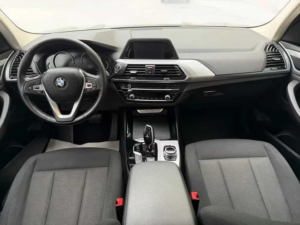 BMW X3 xDrive 20 i Advantage Panorama Dach 01/2019-photo-13