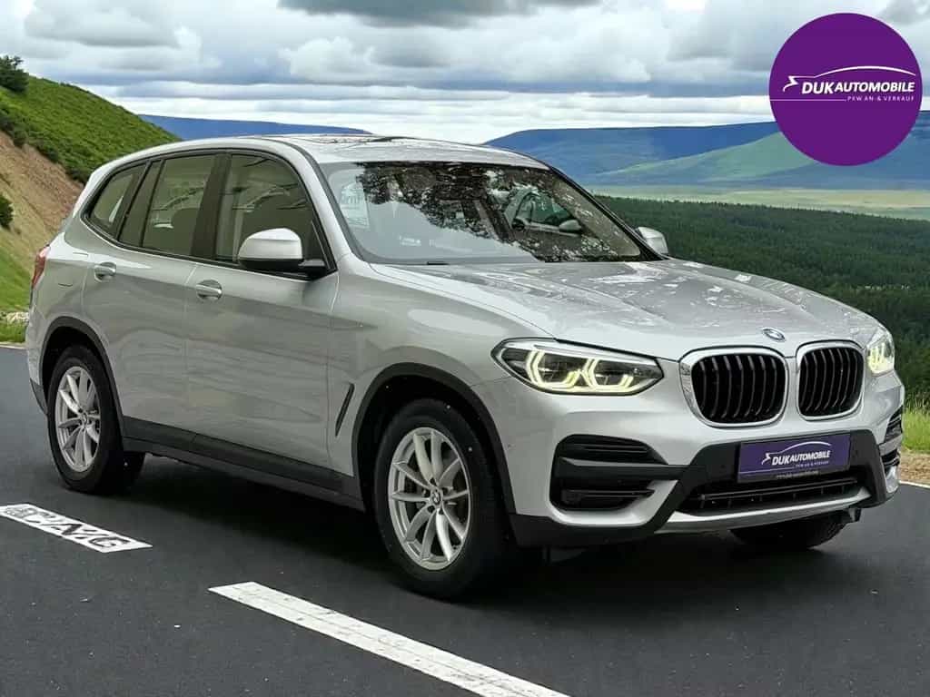 BMW X3 xDrive 20 i Advantage Panorama Dach 01/2019-photo-2