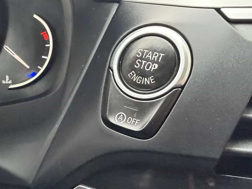 BMW X3 xDrive 20 i Advantage Panorama Dach 01/2019-photo-22