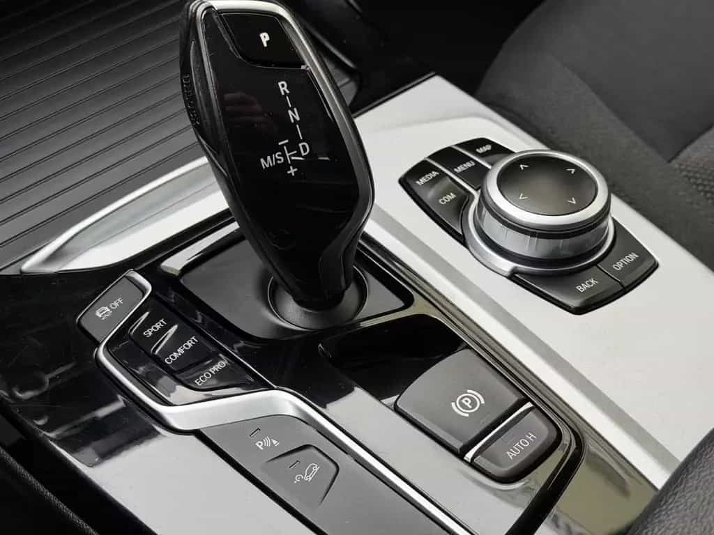BMW X3 xDrive 20 i Advantage Panorama Dach 01/2019-photo-30