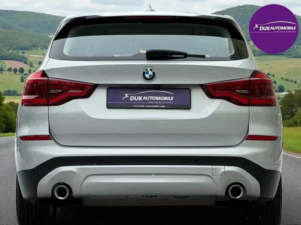 BMW X3 xDrive 20 i Advantage Panorama Dach 01/2019-photo-34