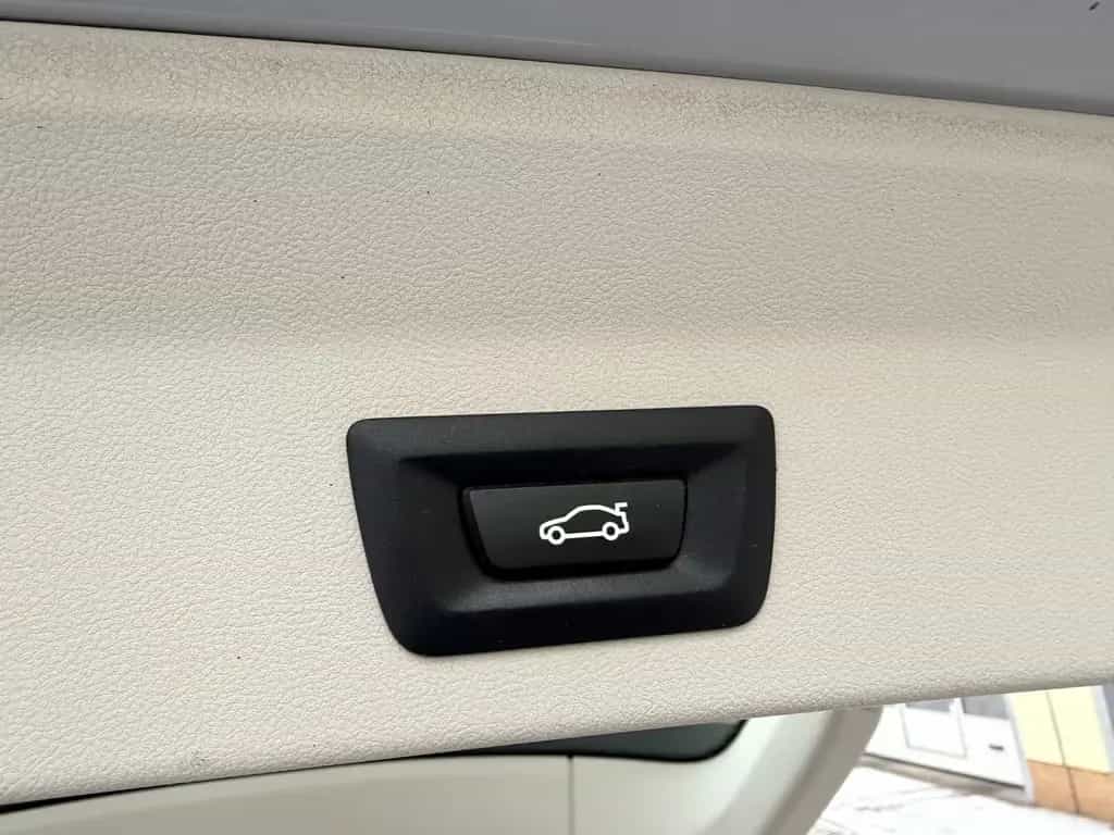 BMW X3 xDrive 20 i Advantage Panorama Dach 01/2019-photo-38