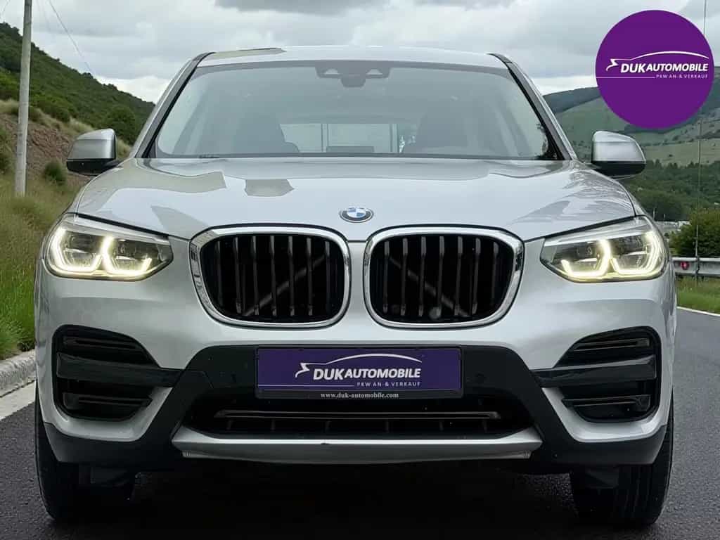 BMW X3 xDrive 20 i Advantage Panorama Dach 01/2019-photo-39