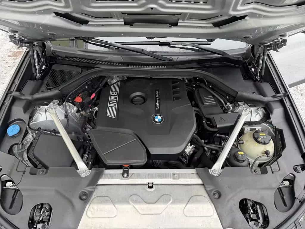 BMW X3 xDrive 20 i Advantage Panorama Dach 01/2019-photo-41