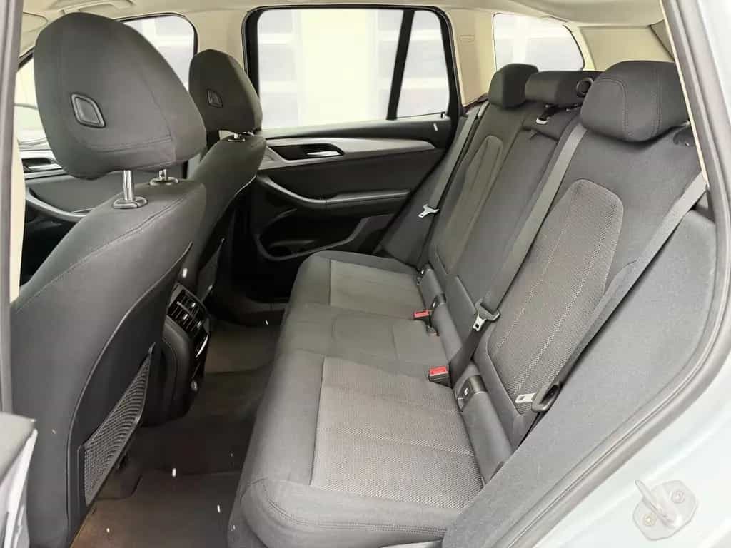 BMW X3 xDrive 20 i Advantage Panorama Dach 01/2019-photo-7
