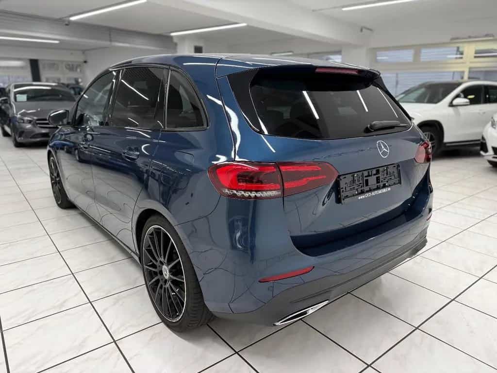 Mercedes-Benz B 180 Kamera*Night-Paket*Navi*Standhz*ACC*AMG19" 02/2019-photo-1