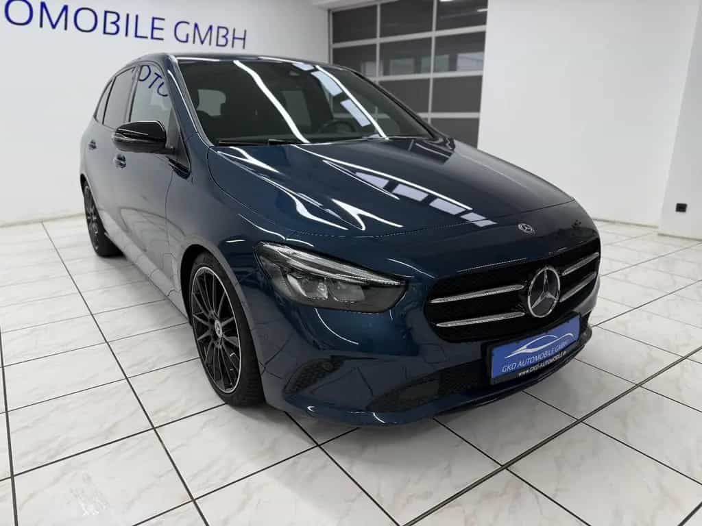 Mercedes-Benz B 180 Kamera*Night-Paket*Navi*Standhz*ACC*AMG19" 02/2019-photo-5