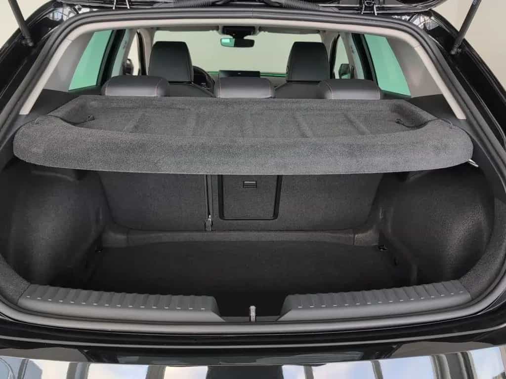 Cupra Leon 1.5 eTSI DSG 18" Pa.XL Navi Kessy Allwetter 09/2024-photo-10