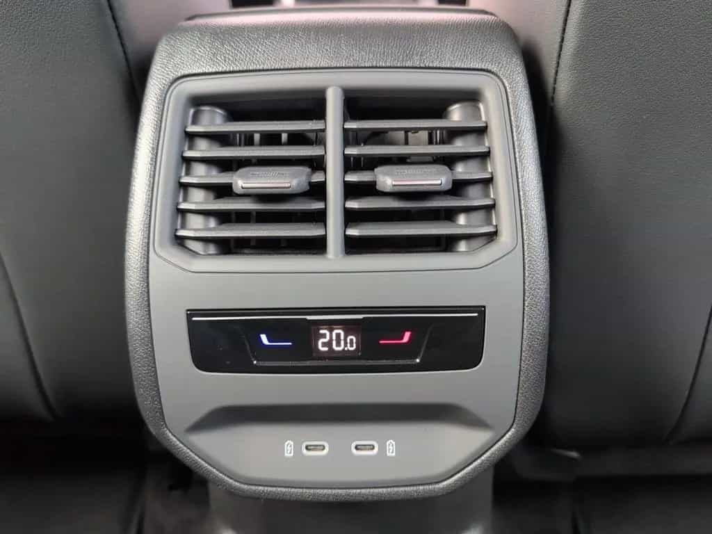 Cupra Leon 1.5 eTSI DSG 18" Pa.XL Navi Kessy Allwetter 09/2024-photo-15