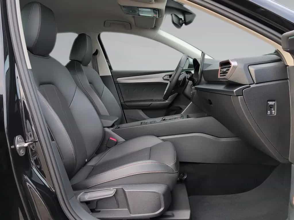 Cupra Leon 1.5 eTSI DSG 18" Pa.XL Navi Kessy Allwetter 09/2024-photo-17