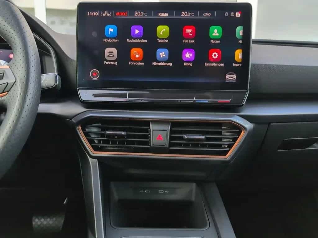 Cupra Leon 1.5 eTSI DSG 18" Pa.XL Navi Kessy Allwetter 09/2024-photo-31