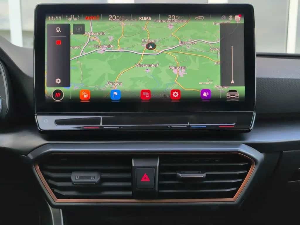 Cupra Leon 1.5 eTSI DSG 18" Pa.XL Navi Kessy Allwetter 09/2024-photo-32