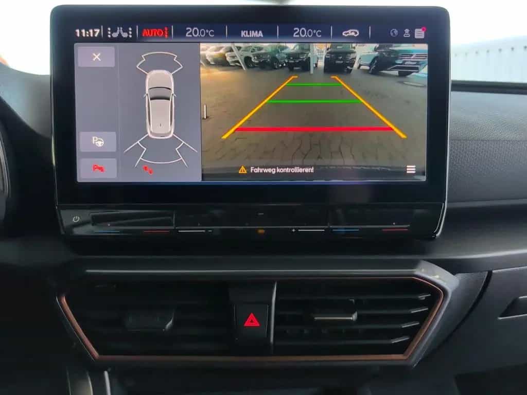 Cupra Leon 1.5 eTSI DSG 18" Pa.XL Navi Kessy Allwetter 09/2024-photo-42