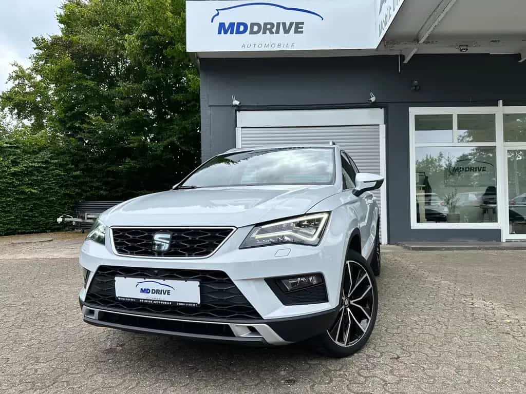 Seat Ateca Xcellence AHK/360°/ACC/S-HEFT/NAVI 01/2017-photo-0