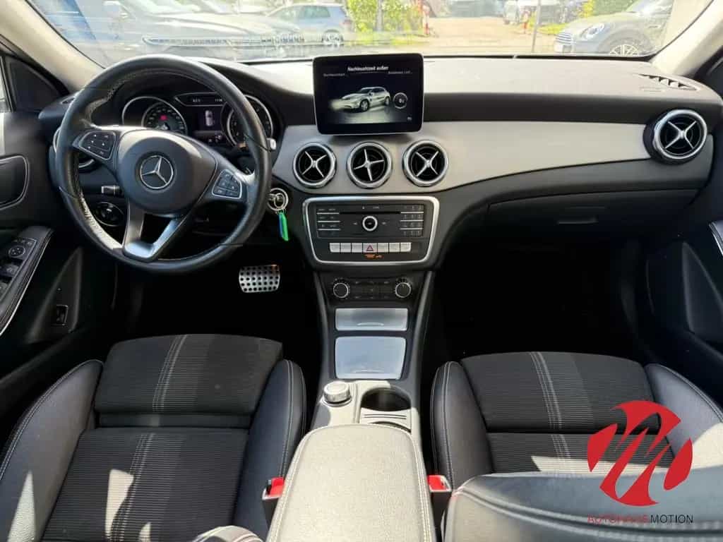 Mercedes-Benz GLA 200 -Klasse Urban Navi 360 Kamera LED Sports 08/2017-photo-12