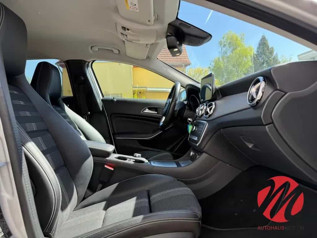 Mercedes-Benz GLA 200 -Klasse Urban Navi 360 Kamera LED Sports 08/2017-photo-15