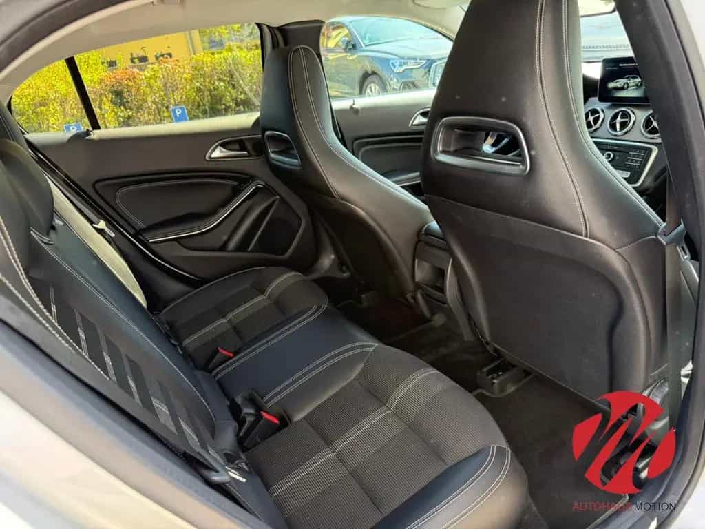 Mercedes-Benz GLA 200 -Klasse Urban Navi 360 Kamera LED Sports 08/2017-photo-17