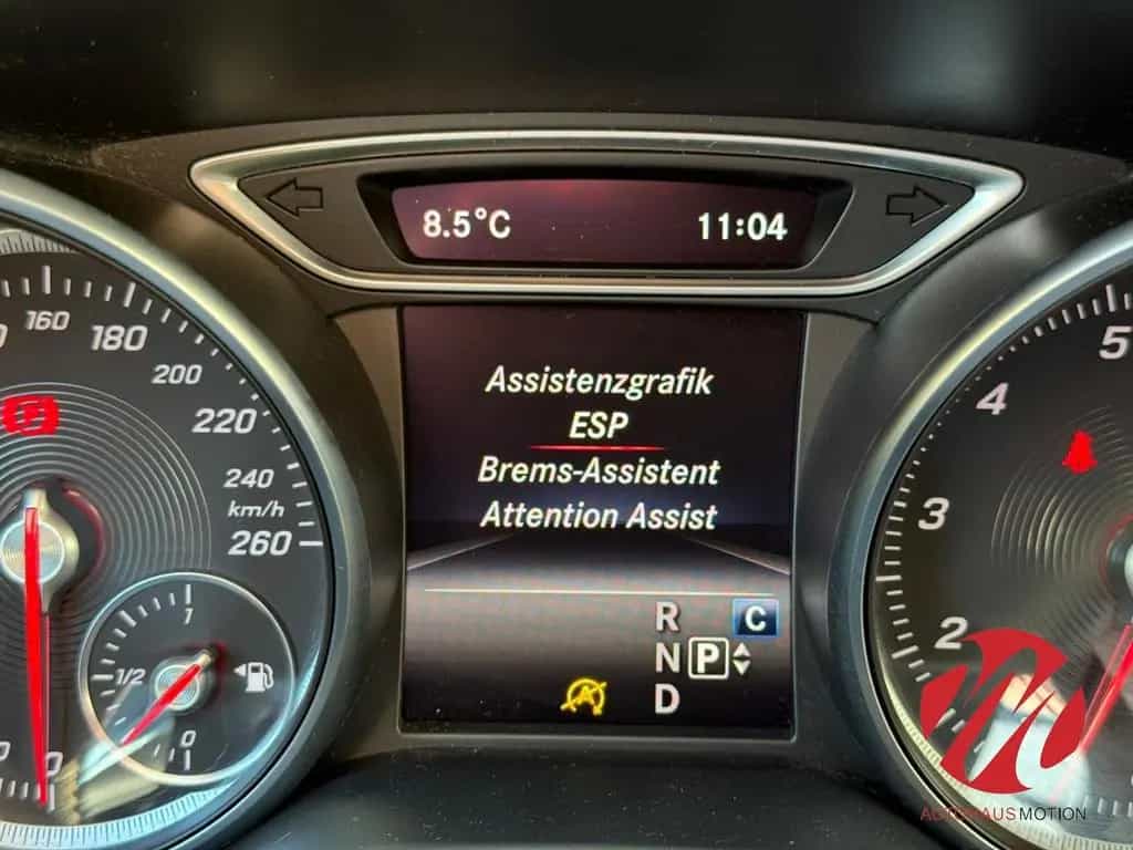 Mercedes-Benz GLA 200 -Klasse Urban Navi 360 Kamera LED Sports 08/2017-photo-18