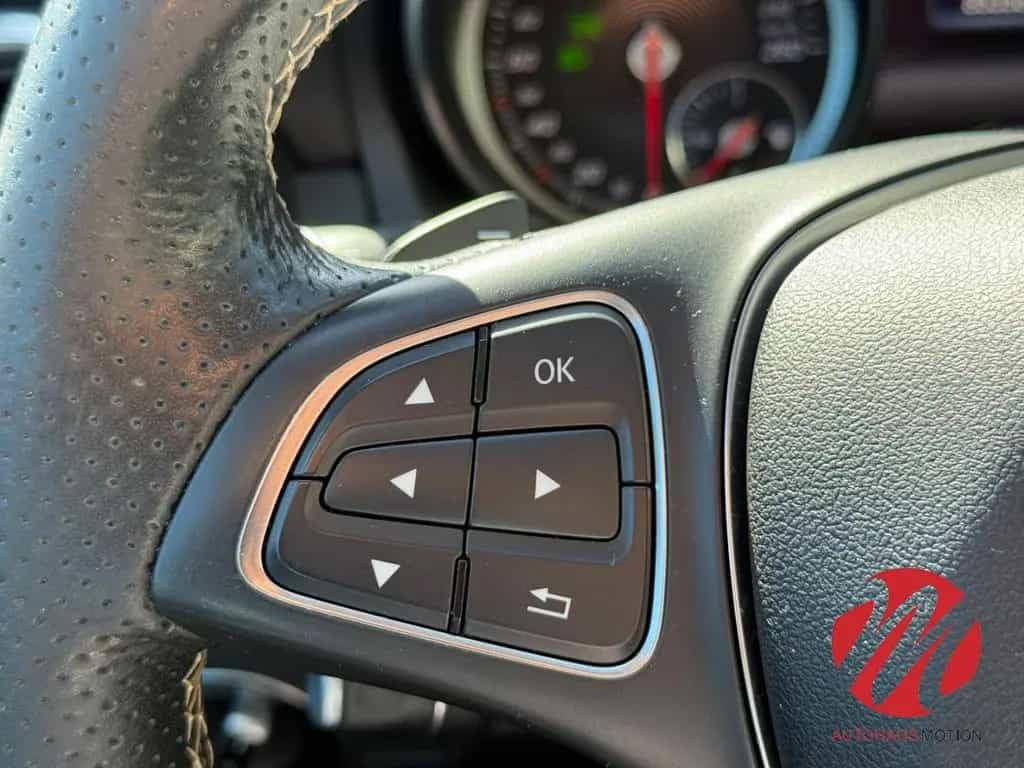 Mercedes-Benz GLA 200 -Klasse Urban Navi 360 Kamera LED Sports 08/2017-photo-21