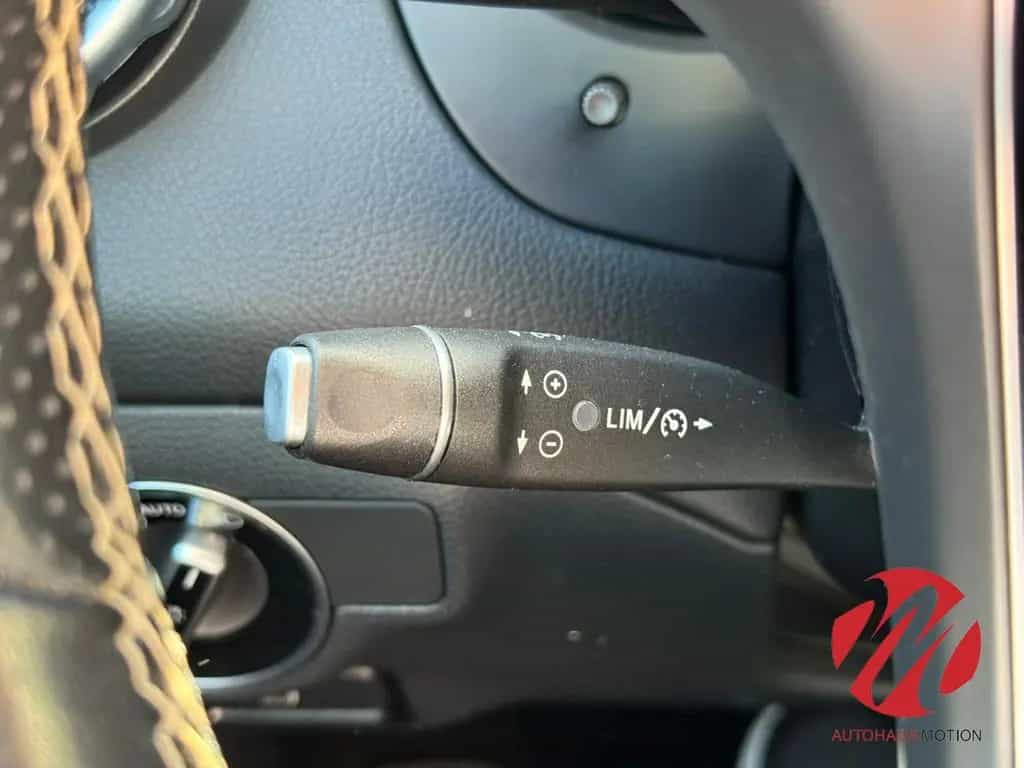 Mercedes-Benz GLA 200 -Klasse Urban Navi 360 Kamera LED Sports 08/2017-photo-30