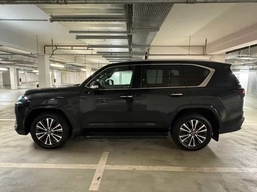 Lexus LX500 01/2026-photo-0
