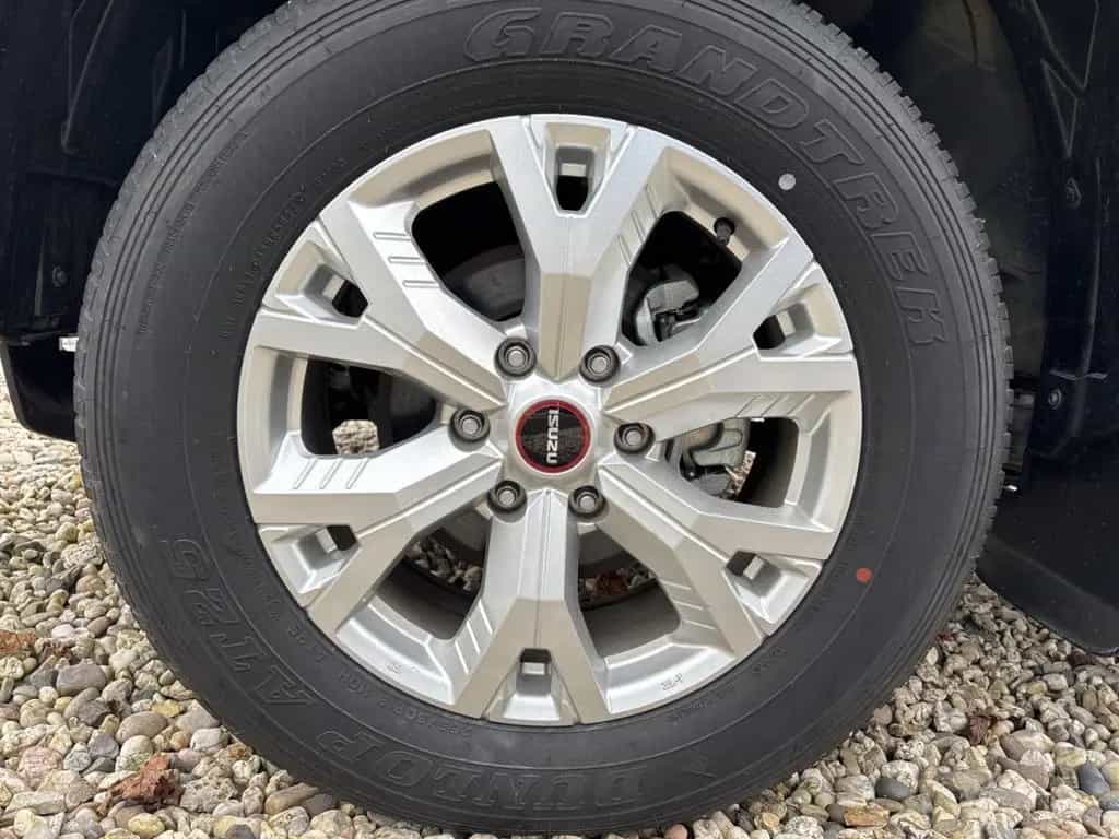 Isuzu D-Max 1.9 D EXTENDED CAB LS 4WD AT FLEX PEPEC 07/2025-photo-6