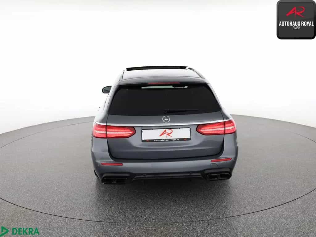 Mercedes-Benz E-Class 53 AMG T 4M+ BURMESTER,MULTIBEAM,360GRAD,PANO 11/2018-photo-3