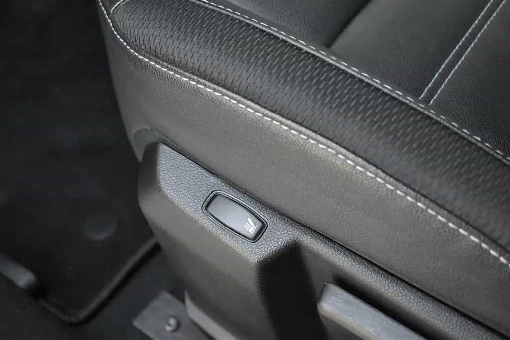 Dacia Duster II Prestige+LED+Kamera+Navi+SHZ+Automatik 05/2022-photo-24