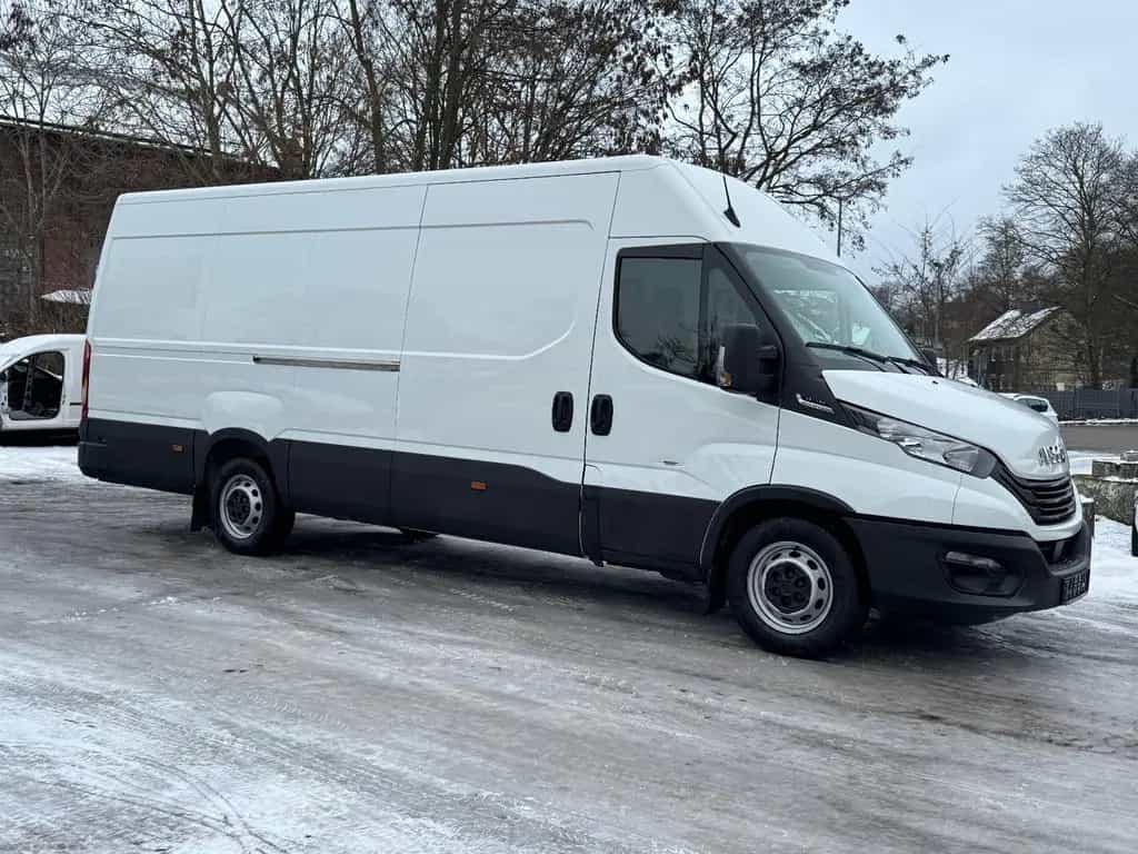 Iveco Andere Daily Kasten HKa 35 S ... V Radstand 4100 07/2024-photo-3