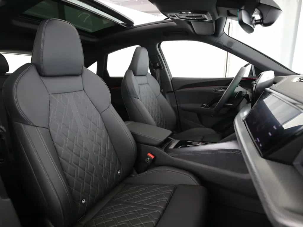 Audi SQ5 Sportback TFSI 270 kW S tronic Panorama Glas 12/2025-photo-16