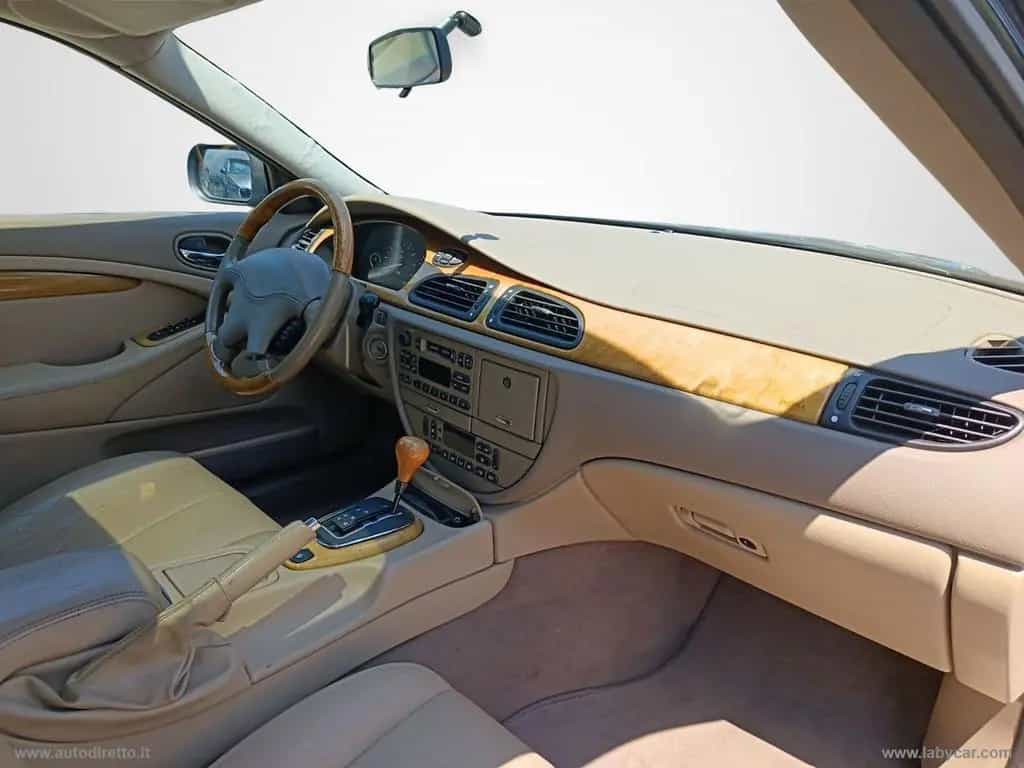 Jaguar S-Type S-Type 10/1999-photo-13