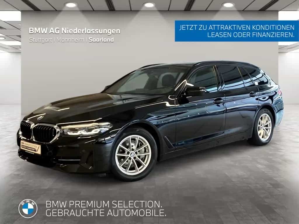 BMW 5 Series d Touring LiveCockpitProf Head-Up Kamera 12/2022-photo-0