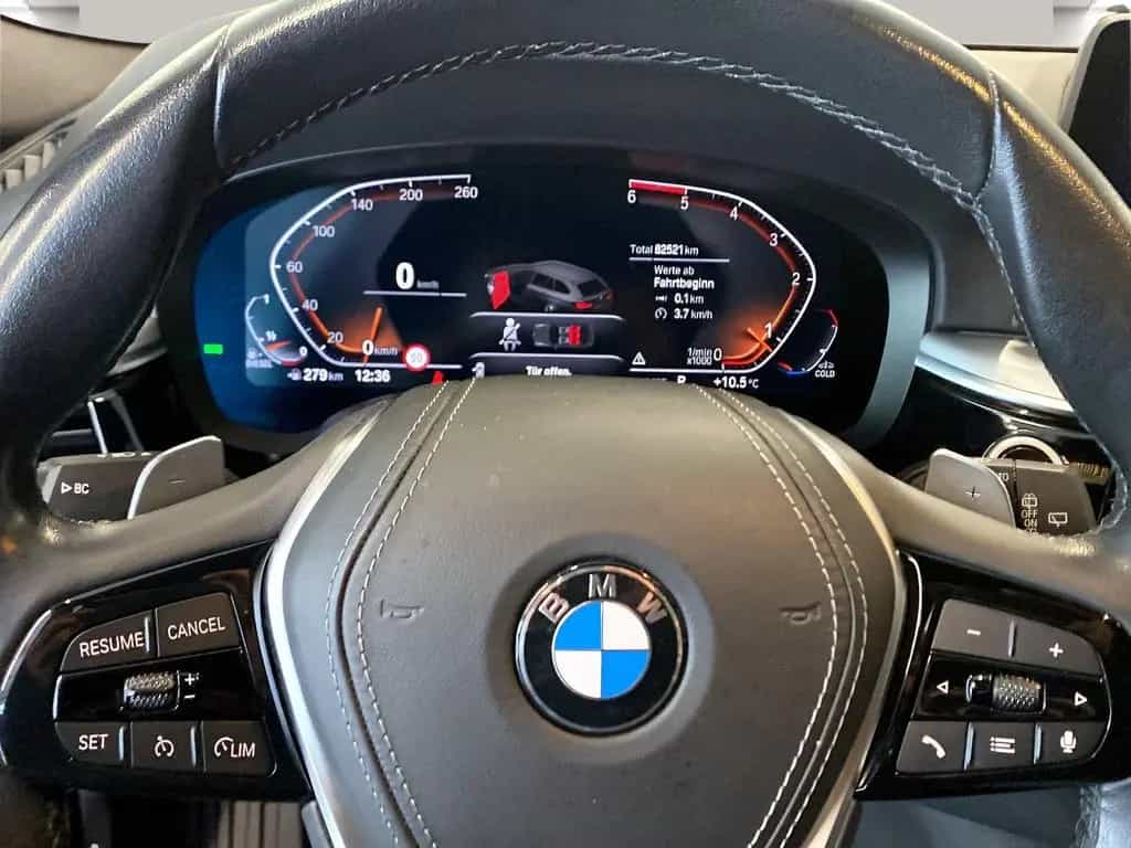 BMW 5 Series d Touring LiveCockpitProf Head-Up Kamera 12/2022-photo-12