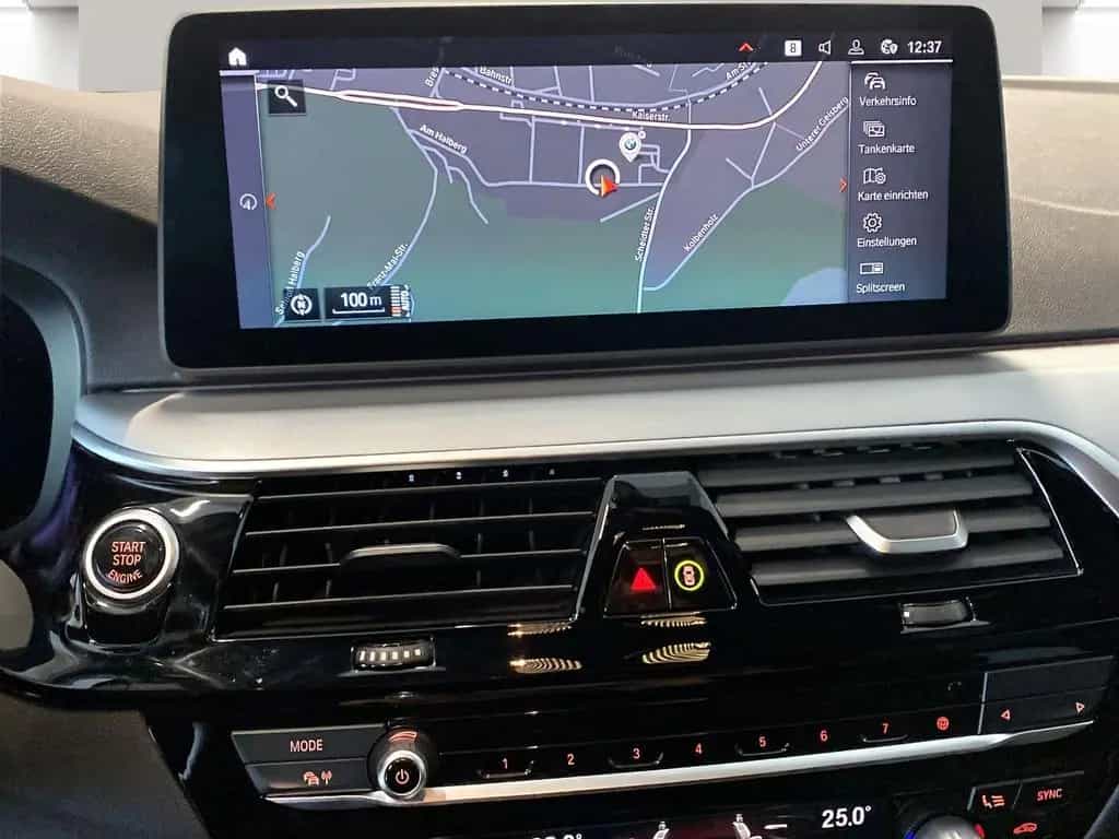 BMW 5 Series d Touring LiveCockpitProf Head-Up Kamera 12/2022-photo-14