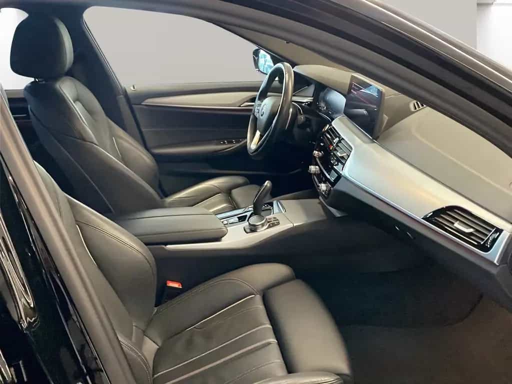 BMW 5 Series d Touring LiveCockpitProf Head-Up Kamera 12/2022-photo-4