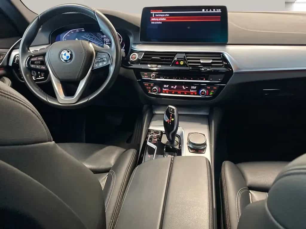 BMW 5 Series d Touring LiveCockpitProf Head-Up Kamera 12/2022-photo-6