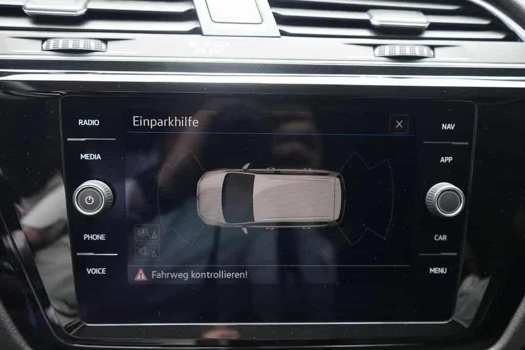 Volkswagen Touran 1.5 TSI DSG Highline LED Navi Sitzheizung 09/2021-photo-13