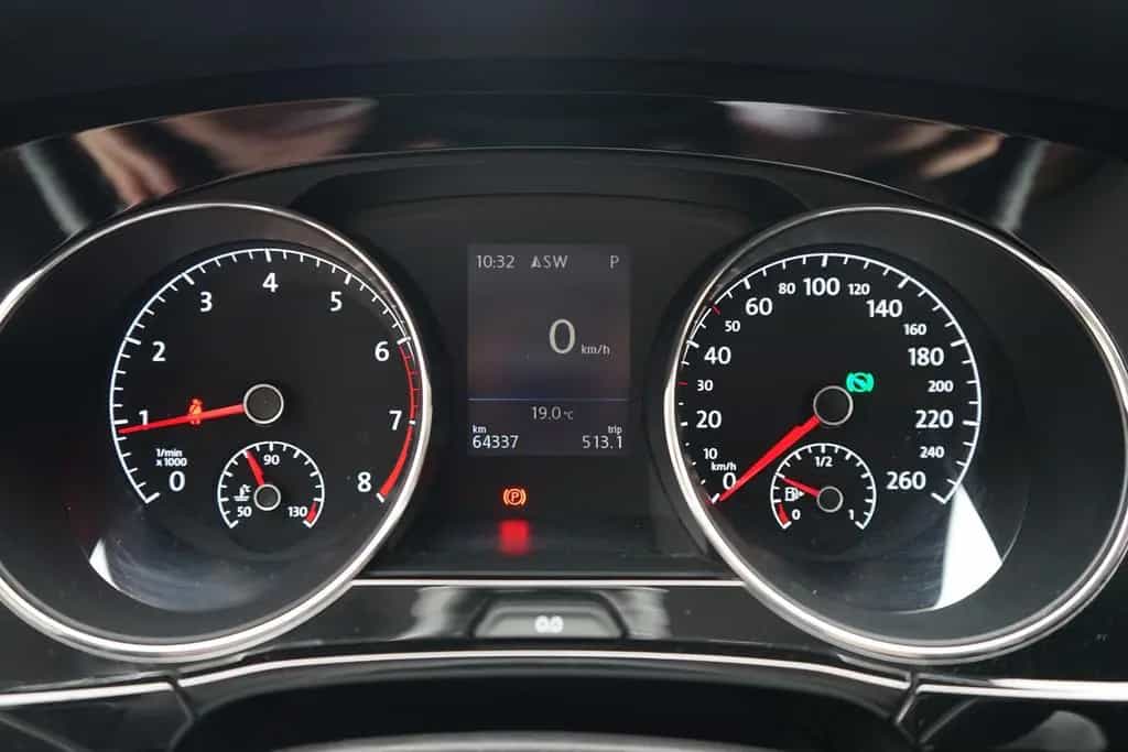 Volkswagen Touran 1.5 TSI DSG Highline LED Navi Sitzheizung 09/2021-photo-21