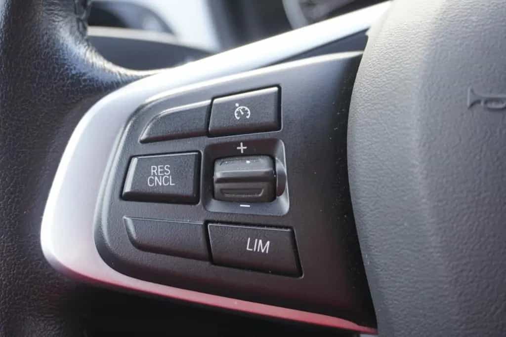 BMW X2 sDrive 18i LED Navi Tempomat Virtual Cockpit 02/2019-photo-19