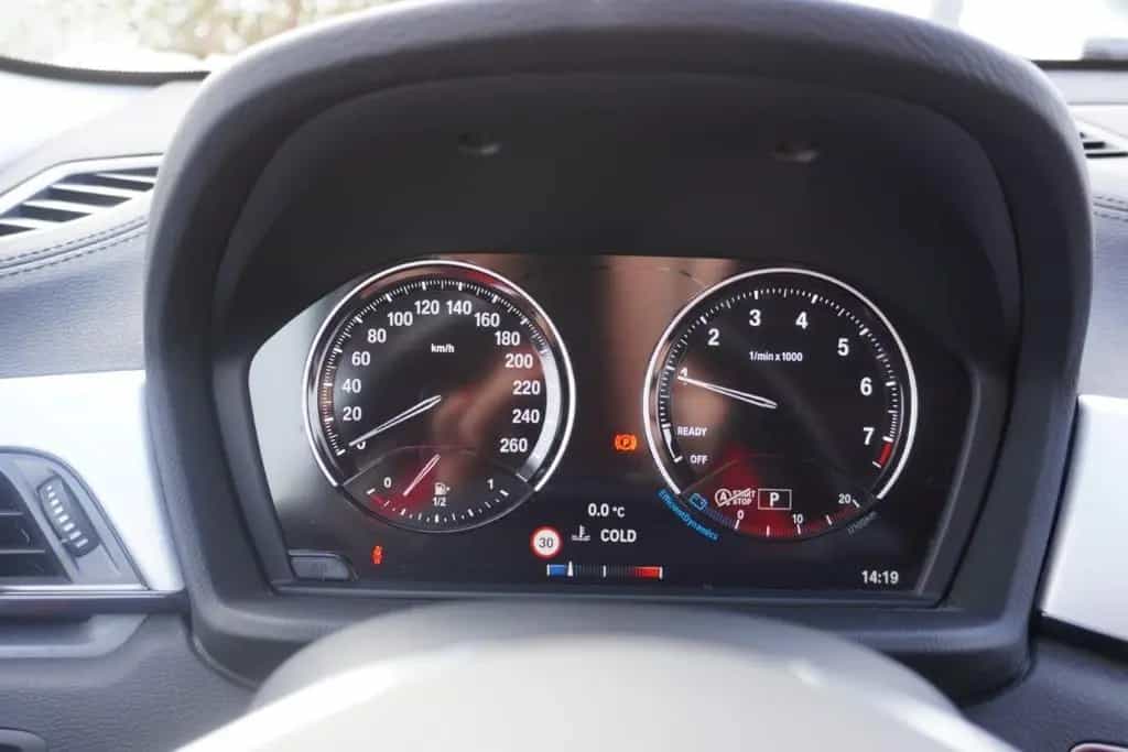 BMW X2 sDrive 18i LED Navi Tempomat Virtual Cockpit 02/2019-photo-23