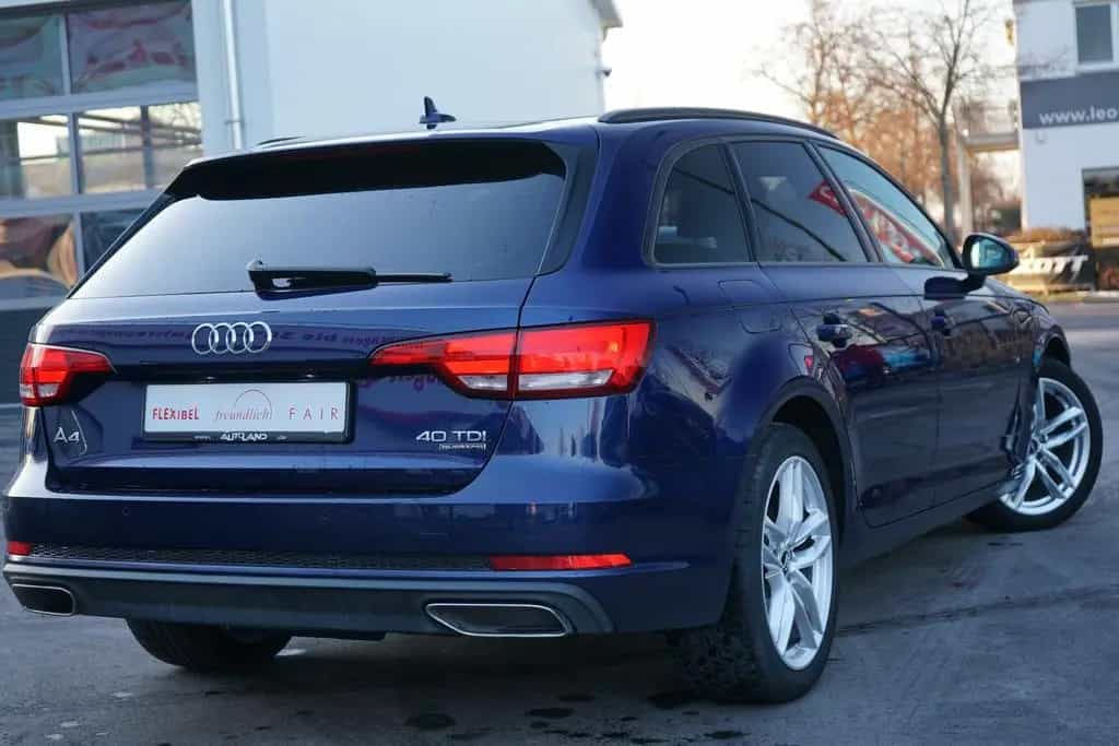 Audi A4 Avant 40 quattro LED Navi el. Heckklappe PDC 08/2019-photo-16