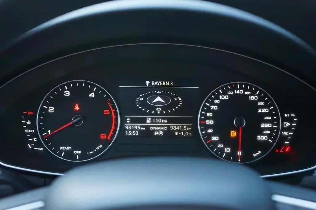Audi A4 Avant 40 quattro LED Navi el. Heckklappe PDC 08/2019-photo-22