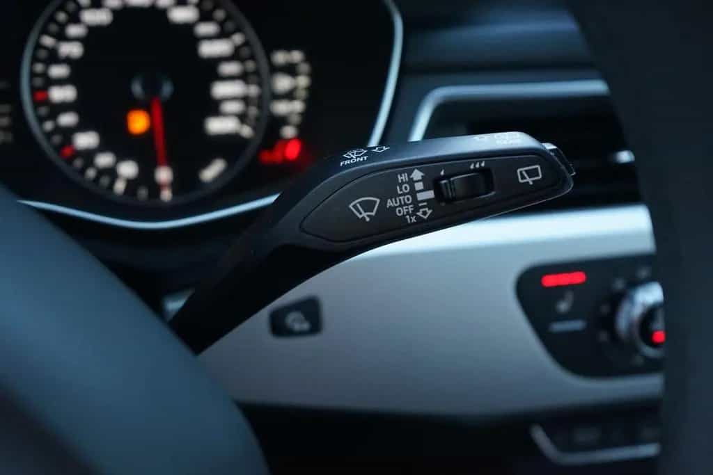 Audi A4 Avant 40 quattro LED Navi el. Heckklappe PDC 08/2019-photo-23