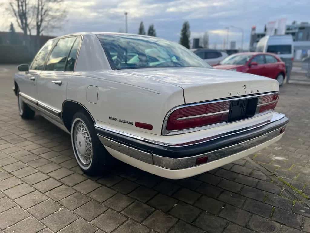 Buick Park Avenue 3.8 V6 GELEGENHEIT Tüv NEU US Modell 11/1991-photo-3